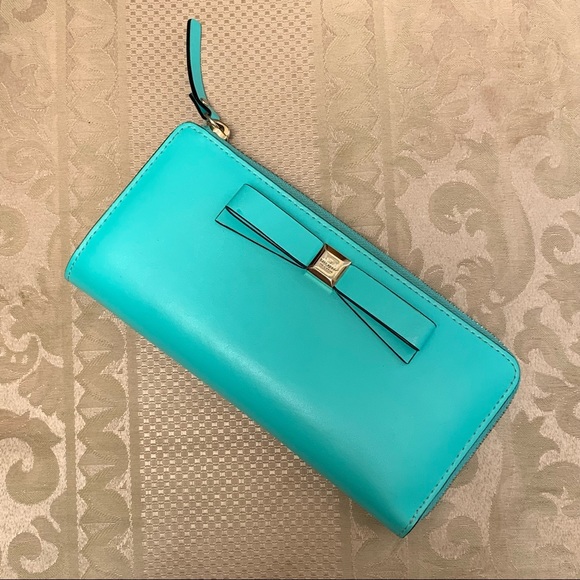 Kate Spade Blue Leather Wallet  Size 4 X 8 - Picture 1 of 5